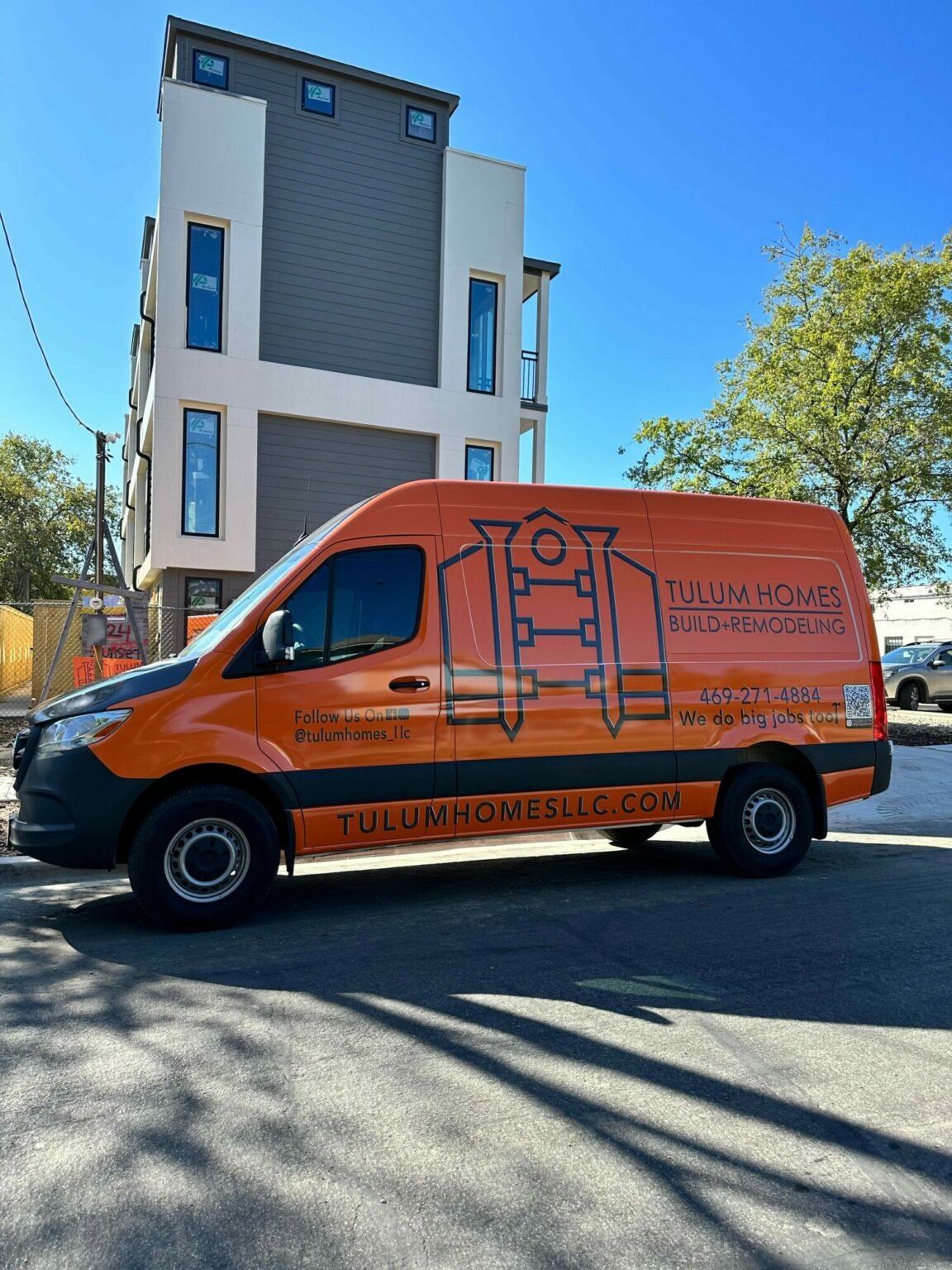 Tulum Homes crew van